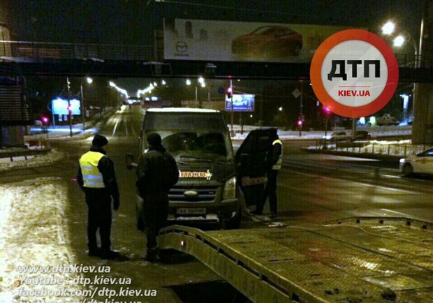 Новость - События - На Голосеево полицейские и автобус устроили голливудскую погоню