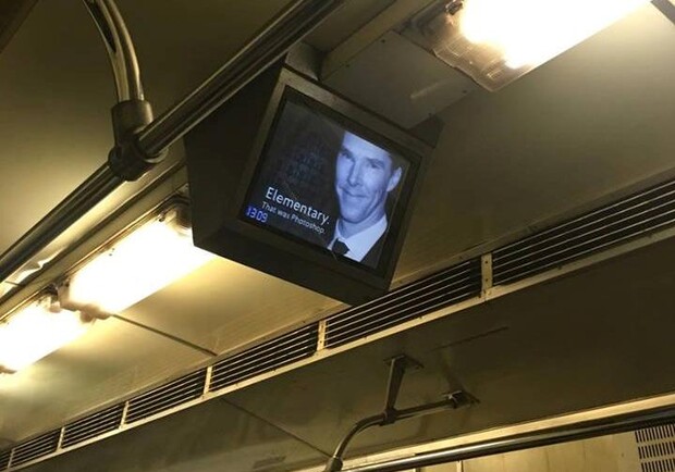 Новость - События - Фотофакт: неизвестные снова взломали мониторы киевского метро, разместив фото Шерлока