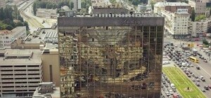 В Киеве 30 человек с автоматами захватили отель