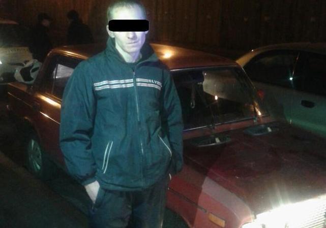 Новость - События - В Киеве пьяный водитель прокатил полицейского на капоте