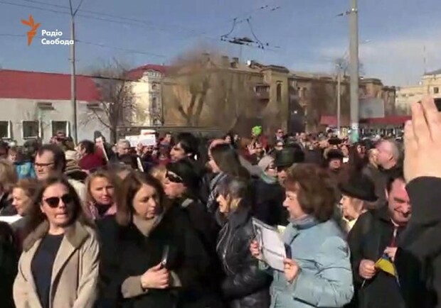 Новость - События - Под посольством России проходит митинг в поддержку Савченко