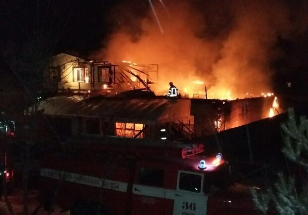 Новость - События - Под Киевом сгорел отель