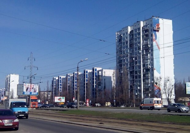 Новость - События - Фотофакт: в Киеве начали работу над новым муралом