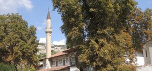 Новый скандал в Бахчисарае: из Ханского дворца не могут выгнать шашлычную