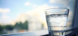 Неожиданно: киевлянам рассказали, как правильно набирать воду из бюветов