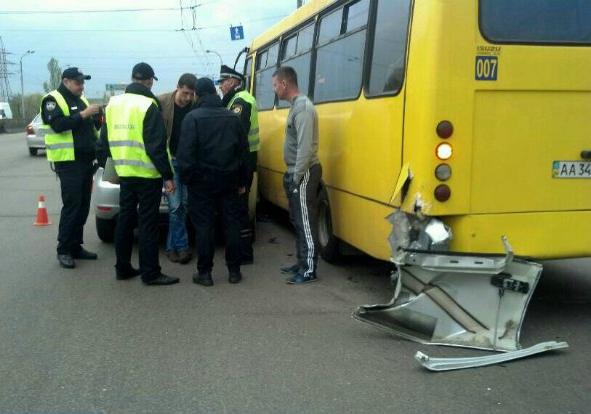 Новость - События - Пьяные сотрудники полиции устроили ДТП в Киеве