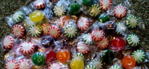 В центрі Львова поцупили візок з карамельками на 14 тисяч