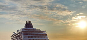 В Одессу прибыл первый круизный лайнер