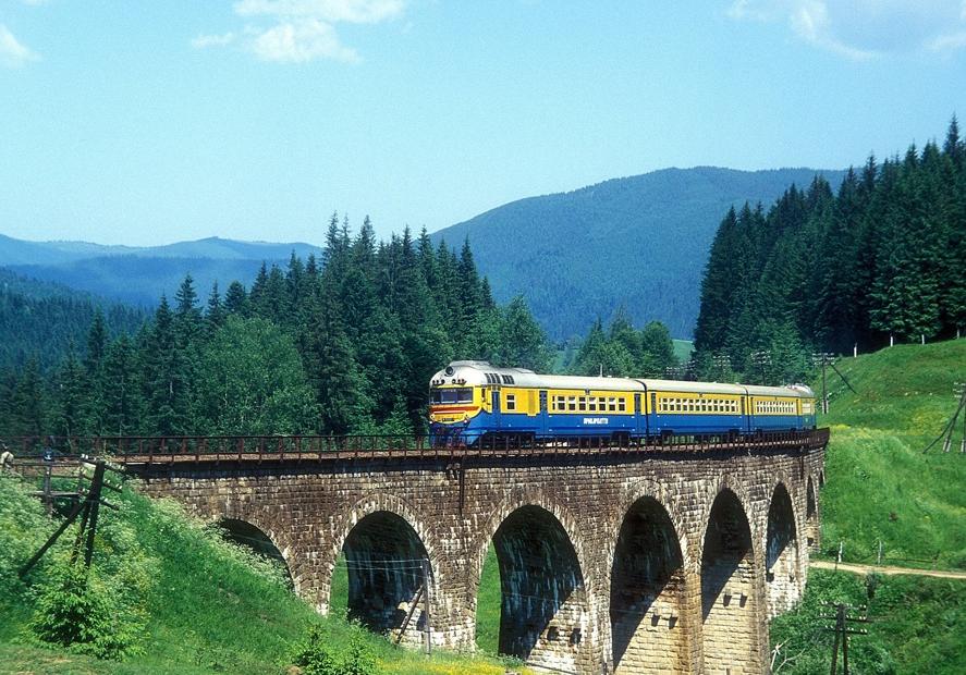 Новость - Транспорт и инфраструктура - Отдохни в горах: "Укрзализныця" назначила дополнительный поезд из Киева в Карпаты