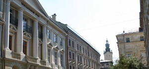 У Львові на одній з вулиць розпочали ремонт