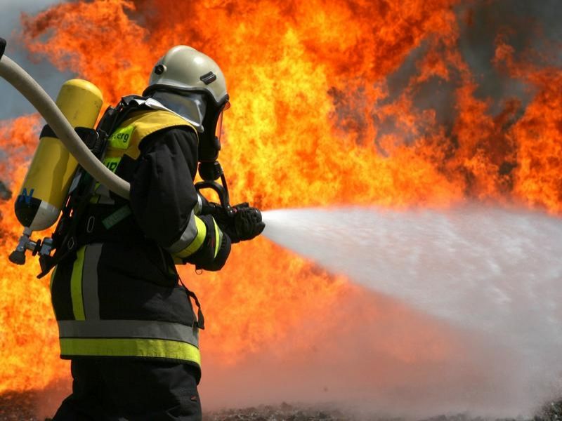 Новость - События - В Деснянском районе столицы масштабный пожар: горел рынок