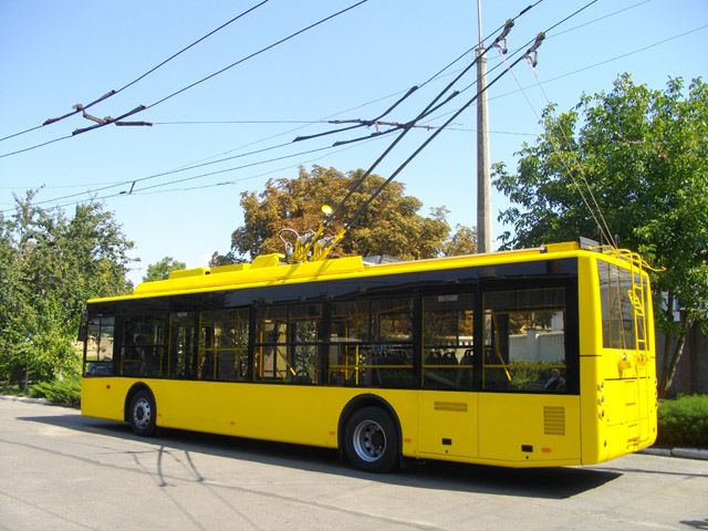 Новость - Транспорт и инфраструктура - Сегодня 5 автобусов и троллейбусов будут ходить по новым маршрутам