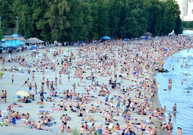 Новость - События - Беги купаться: в Киеве вода в Днепре прогрелась до нужной температуры
