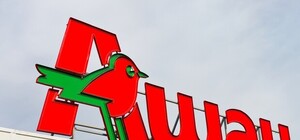 Ну что за дела? В запорожском Ашане продают кепки с флагом России