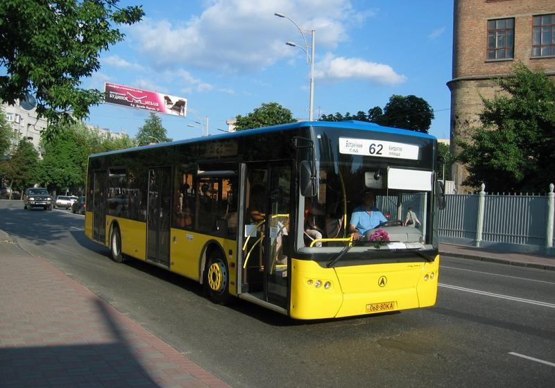 Новость - Транспорт и инфраструктура - Уедут все: в Киеве увеличили количество троллейбусов и автобусов