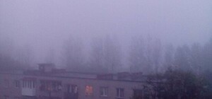 Зранку Львів затягнуло їдким димом: людям радять не відчиняти вікна (фото)