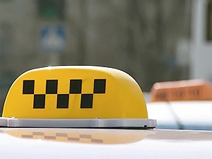Таксисты и дальше будут брать за проезд сколько захотят.
Фото с сайта kp.ua