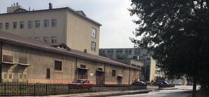 У  Львові на одній з вулиць потоп (фото)