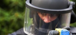 Аваков: полиция будет применять шокеры, надо быть к этому готовыми