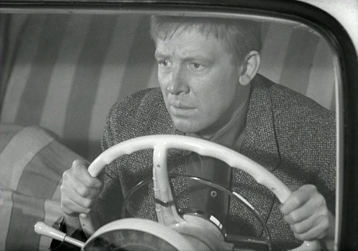 Фото: кадр из фильма "Берегись автомобиля"