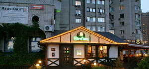 Беспредел: коммунальщики незаконно разрушили популярный паб на Позняках