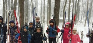 Займи мелкого делом: лыжный клуб экопарка приглашает детей на бесплатные тренировки