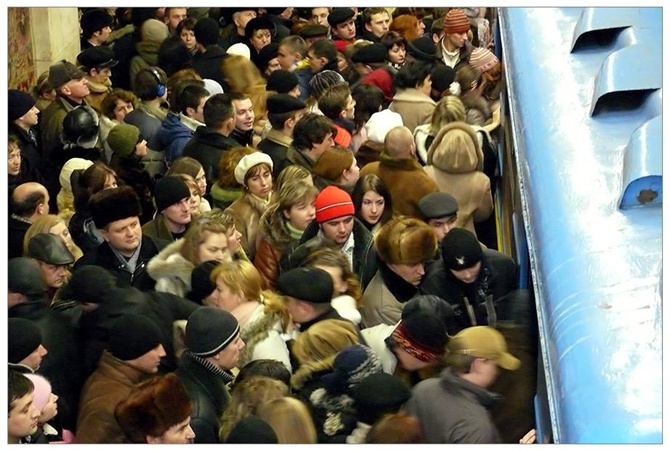 Новость - Транспорт и инфраструктура - Сегодня остановилось движение на красной ветке метро: узнай почему