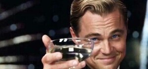 Поднимем бокал: АМКУ требует разрешить продавать алкоголь ночью