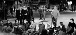 Не пущу: на Харьковском перекрыли улицу