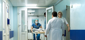 Получилось: в Днепре спасли зрение раненного британца