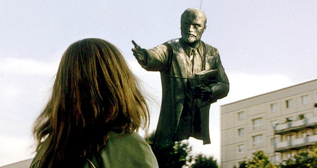 Кадр из фильма "Гуд бай, Ленин"