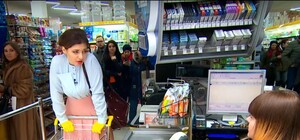 Товары с плесенью, просрочка, грязь на складе: как ревизор харьковские магазины проверяла