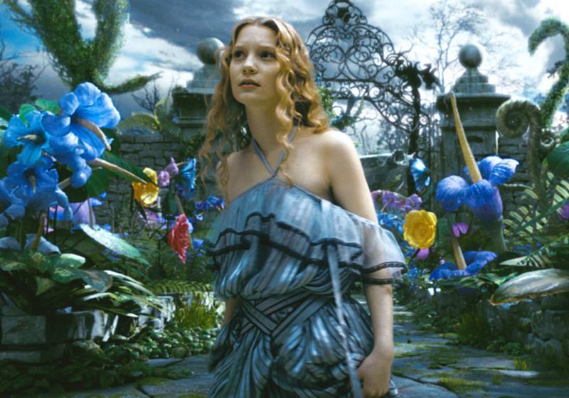 Кадр из фильма "Алиса в стране Чудес"