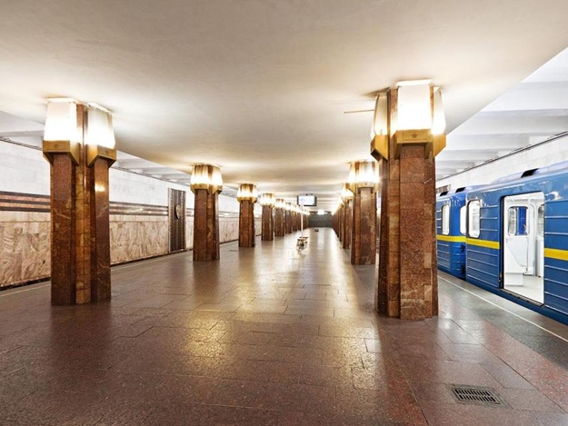Новость - События - Станция метро "Героев Днепра" снова работает