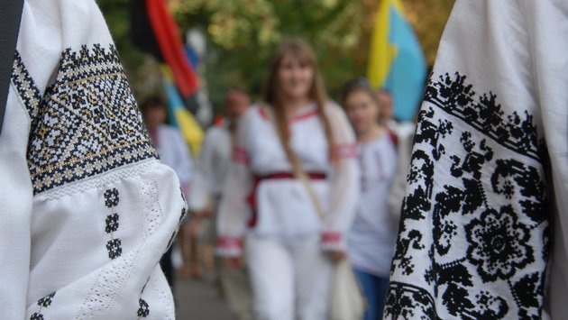 Новость - Досуг и еда - С песнями и плясками: в Киеве пройдет парад вышиванок