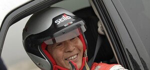 Автогонщик Хироши Масуока в Днепре: о дружбе с Джеки Чаном и женщинах за рулем