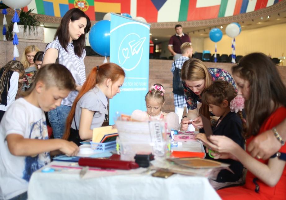 Новость - Пресс-релизы - В Киеве наградили финалистов V Всеукраинского конкурса детского рисунка: "Украина-земля талантов"