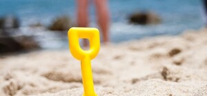 Загорай: на каких пляжах в Киеве сегодня запрещено купаться