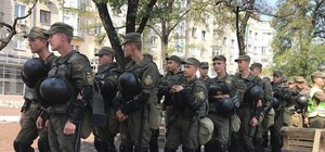 Понаехали: на место протеста на Харьковском шоссе прибыли нацгвардейцы