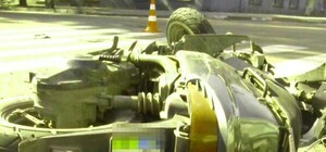 В Запорожье скутер врезался в маршрутку: пострадал мужчина