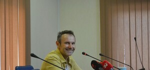 Два концерта и...: Вакарчук рассказал, что будет с 