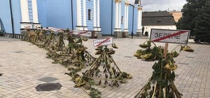 Почтили память: в Михайловском соборе открыли экспозицию на годовщину трагедии в Иловайске