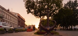 Новая достопримечательность: в Одессе установили еще один якорь-сердце