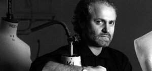 Легенда моди: у Львів привезуть роботи Джанні Версаче