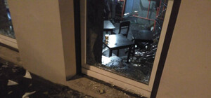 Видеофакт: в центре Харькова разгромили паб