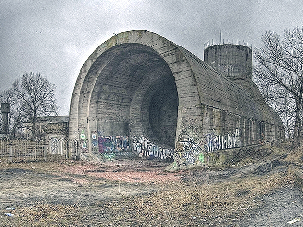 Афиша - Экскурсии - Сталинские тоннели под Днепром. Мифы и реальность