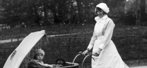 Есть ответ: что делать, если заметил на магазине знак ограничивающий въезд с ребенком в коляске