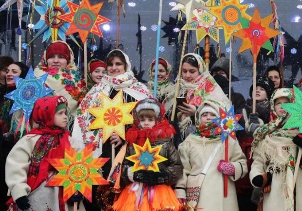 Новость - События - "Народився Бог на санях": украинские госорганы устроили рождественский флешмоб в Twitter