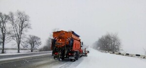 13 сел без света: на Харьковщине устраняют последствия ночного снегопада