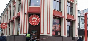 На Подоле возле ресторана нашли труп мужчины, погибшего при загадочных обстоятельствах